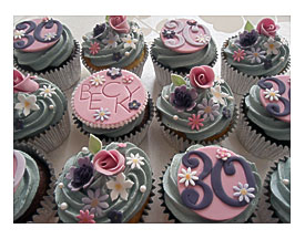 30th Birthday Cupcakes. I Seem To Be In A Pink y, Lilac y