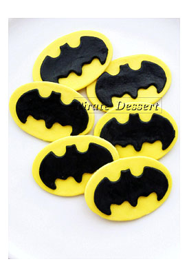 Edible Cupcake Toppers BATMAN Logo Iconic Super Hero