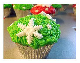 Cupcakes Easy Cake Decorating Ideas Festive Colours Sugar Sprinkles