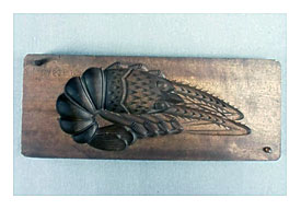 Old hand carved shrimp Kashiwa tax cake mould