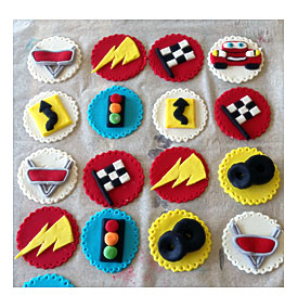 Free+Printable+Cars+Cupcake+Toppers . DIY, Children's Crafts, Home