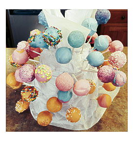 Cheap & Easy Cake Pop Stand