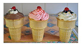 Always Busy, Never Bored Ice Cream Cone Cupcakes