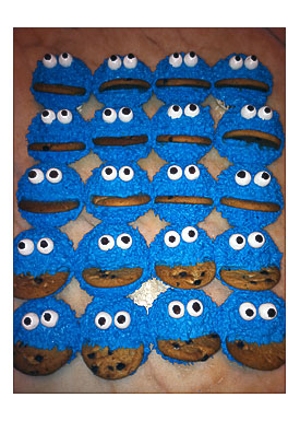 Cookie Monster Cupcakes By RachelMcCrary McDougal 4