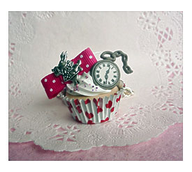 In Wonderland White Rabbit Red Cupcake Necklace – Meow Box Jewellery