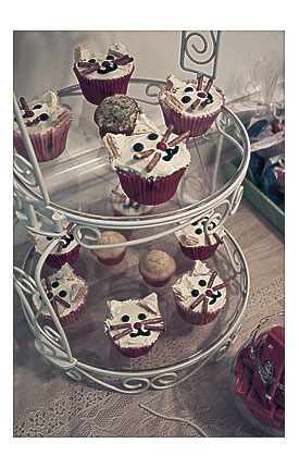 Cat Cupcakes on a Stand