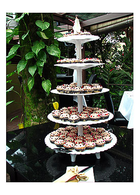 cupcake wedding tier