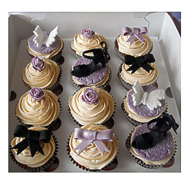 Cupcake Gift Box With Black Bows, Lilac Bows, Lilac Roses, Butterflies