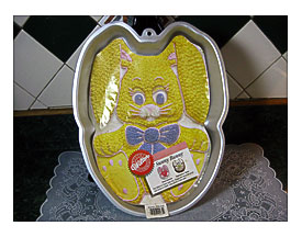 Vintage Cake Pan Wilton Sunny Bunny Cake By SallysVintageKitchen