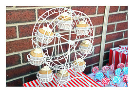 We Had A Fabulous Ferris Wheel Cupcake Stand With Berry Cupcakes