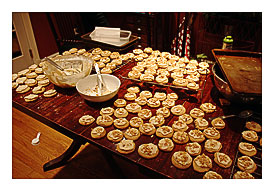 mesa full of maple walnut spice cookies