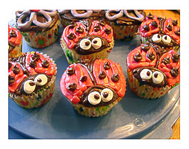 Ladybug Cupcake Pullapart Cakesandcupcakesbyjewels