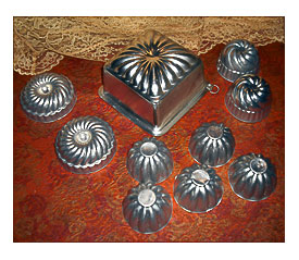 Vintage Aluminum Tin Baking Jello Molds Mini Cakes Set By SuVasi