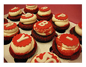 50th Birthday Cupcake Order Queen Of Hearts Cupcakes Decor