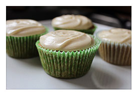 Lime Leafy Cupcake Wrappers