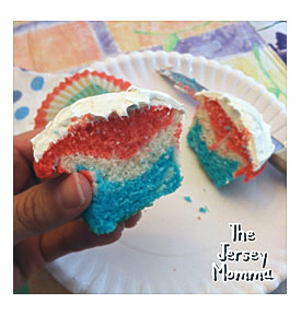 Red, White And Blue Cupcakes Are So Easy To Make, You Won't Believe It