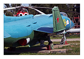 Yakolev Yak 38M '38 yellow'
