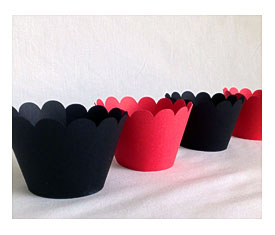 12 Count Black And Red Scallop Cupcake Wrappers By JazzyBug