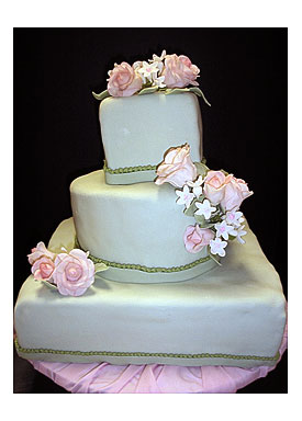 mingling cake with gum paste roses 6