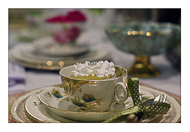 Cupcake in antiquated teacup