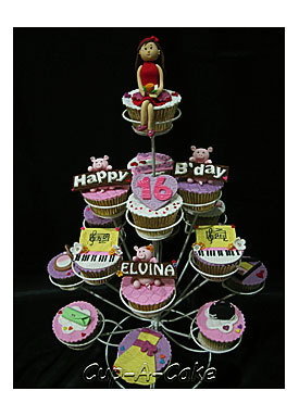 Sweet Sixteen Cupcake Tier For Elvina. Tema Warnanya Pink N Purple