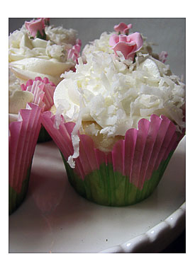 Wilton+Tulip+Cupcake+Cups Heidi Bakes Coconut Cupcakes In Tulip