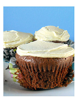 The Year Of The Cookie Chocolate Cupcakes With White Chocolate Sour