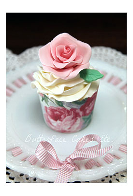 Butterface Cakes Vintage Cupcakes