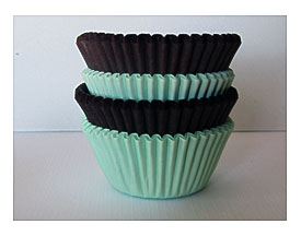 100 Wilton Brand Mini Chocolate And Mint Green Cupcake By DIYgirlz