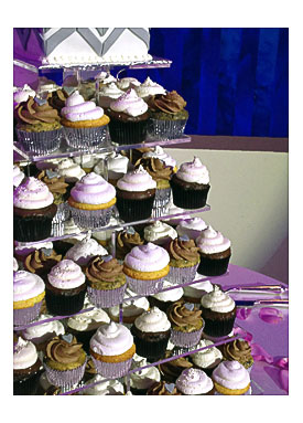 Clear Cupcake Tower Dessert or Cupcake Tower Tier Round Cupcake Stand